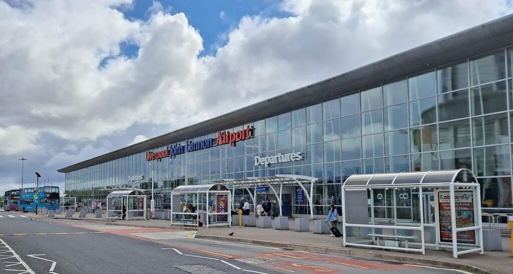Liverpool_John_Lennon_Airport_(Terminal_Exterior)